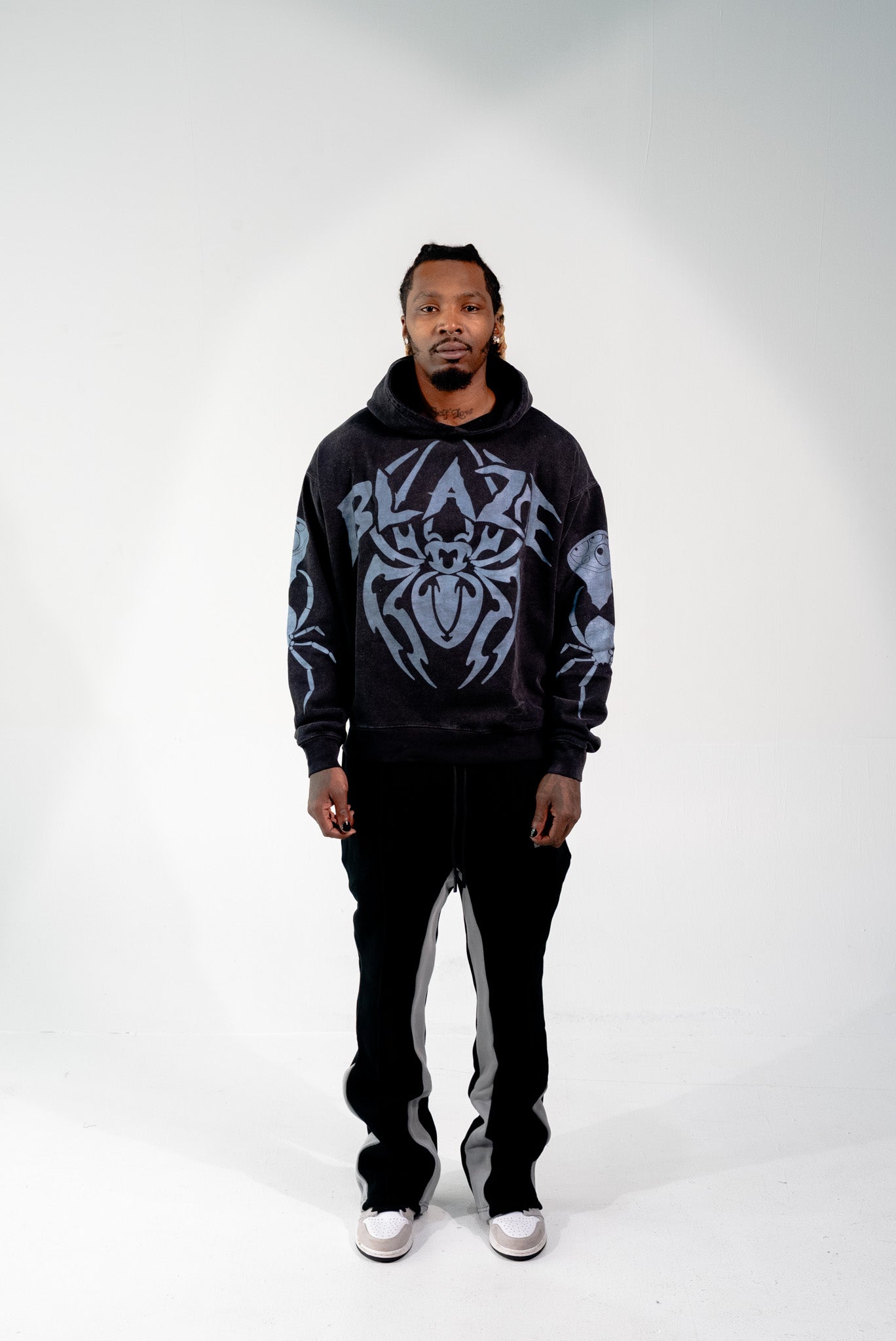 Scorching Web Hoodie (BLACK)